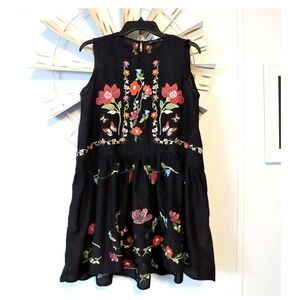 Zara Woman Floral‎ Embroidered Boho Style Dress Size XS Flowy Dress